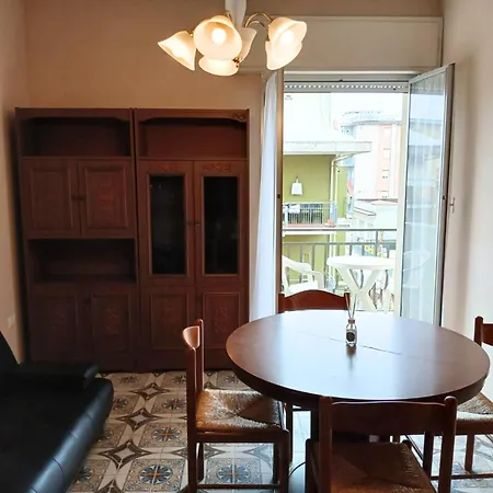 Apartmán Rg007 - Bellaria, Comodo Trilocale A 100m Dal Mare